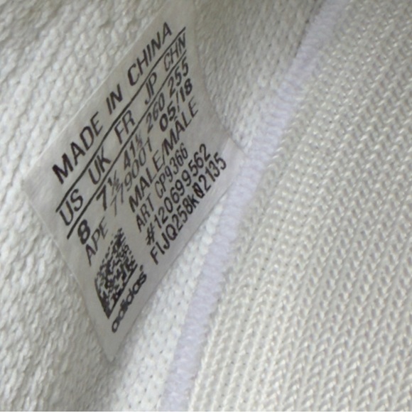 adidas Cream Yeezy Boost 350 V2 - Picture 5 of 11